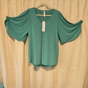 Dear Scarlett Cali Emerald Green Top Large NWT